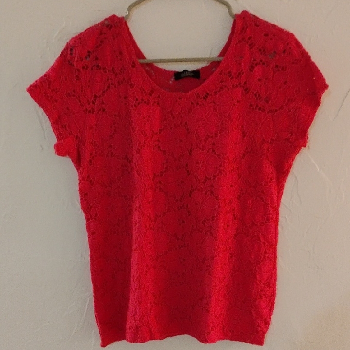 Peck & Peck Red Fitted Cap Sleeve T-Shirt